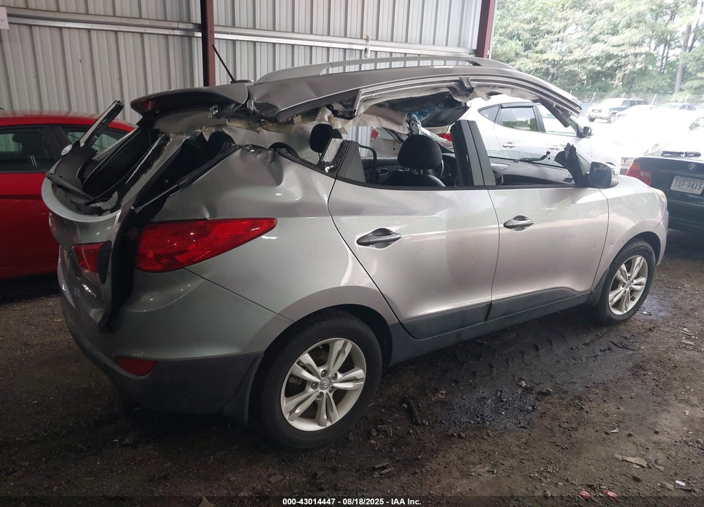 2012 HYUNDAI TUCSON VIN: KM8JU3AC7CU388341