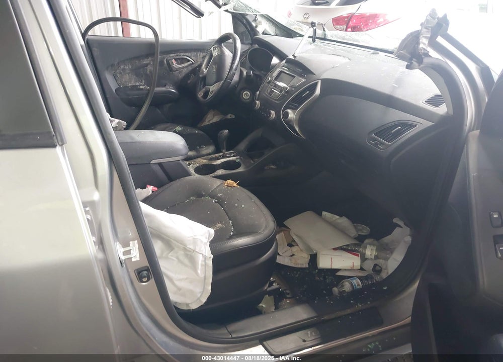 2012 HYUNDAI TUCSON VIN: KM8JU3AC7CU388341