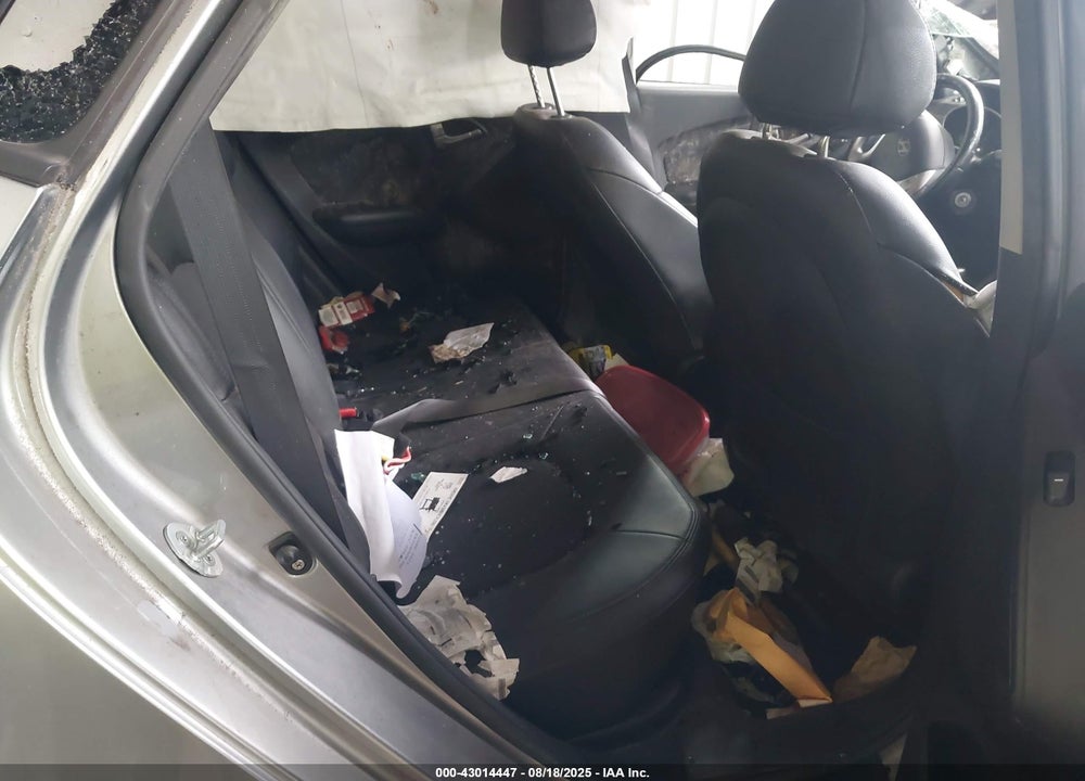 2012 HYUNDAI TUCSON VIN: KM8JU3AC7CU388341