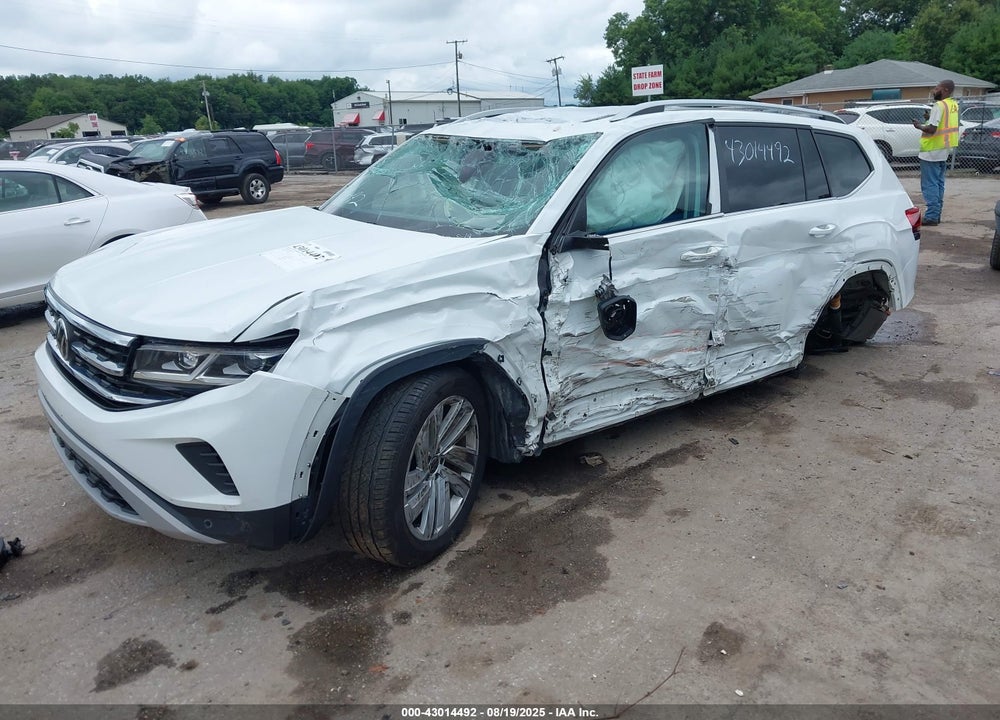 2021 VOLKSWAGEN ATLAS VIN: 1V2BR2CA8MC516947