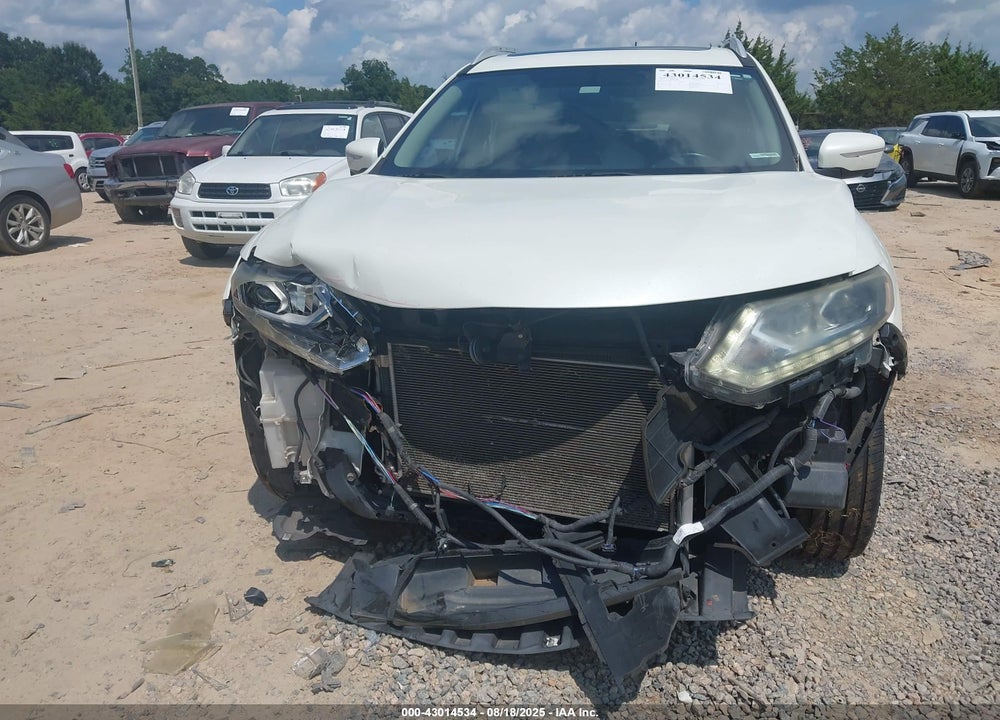 2015 NISSAN ROGUE SL VIN: 5N1AT2MV7FC799842