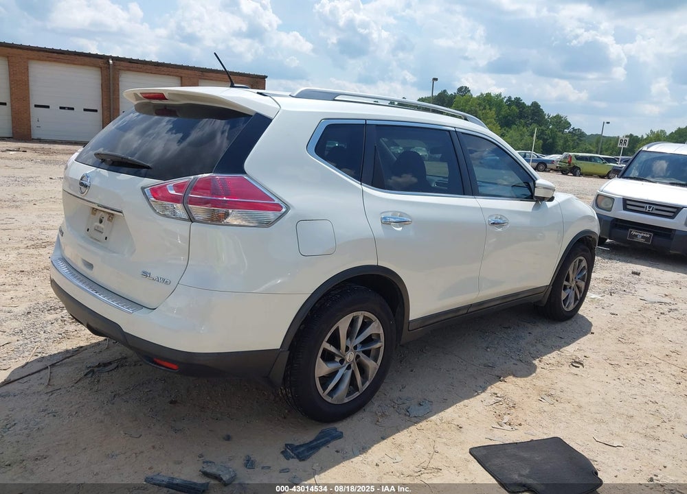 2015 NISSAN ROGUE SL VIN: 5N1AT2MV7FC799842