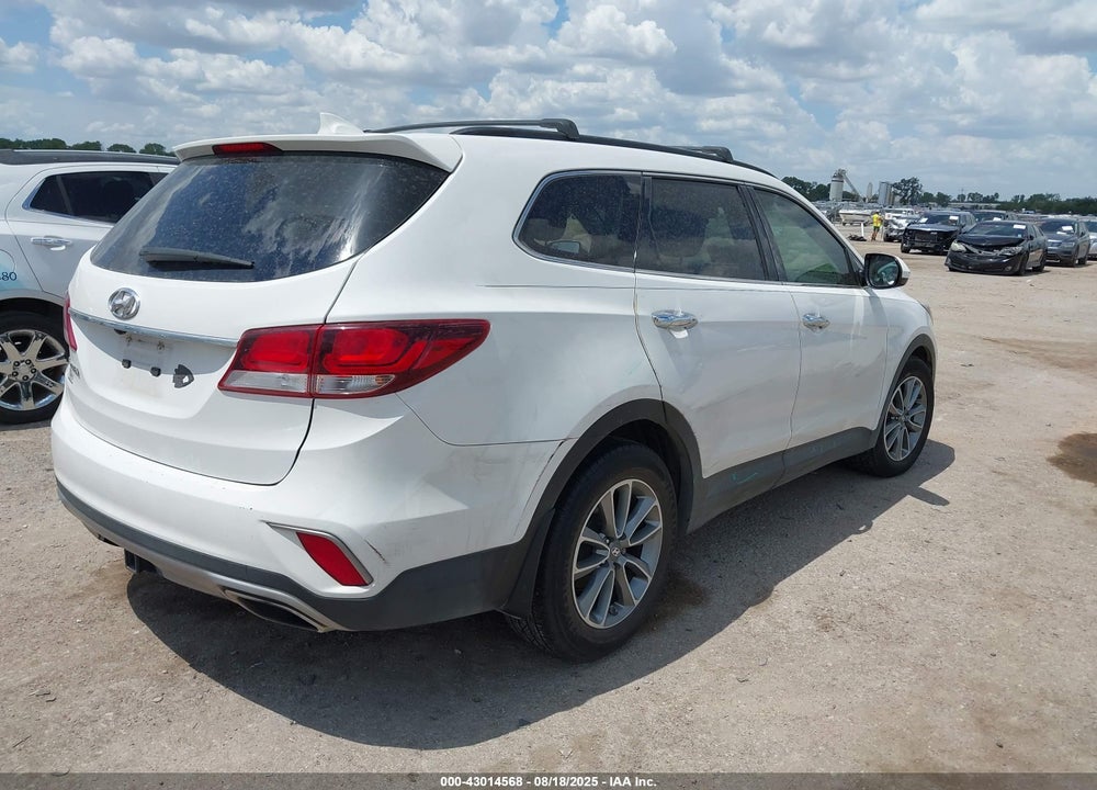 2018 HYUNDAI SANTA FE VIN: KM8SM4HF7JU259068