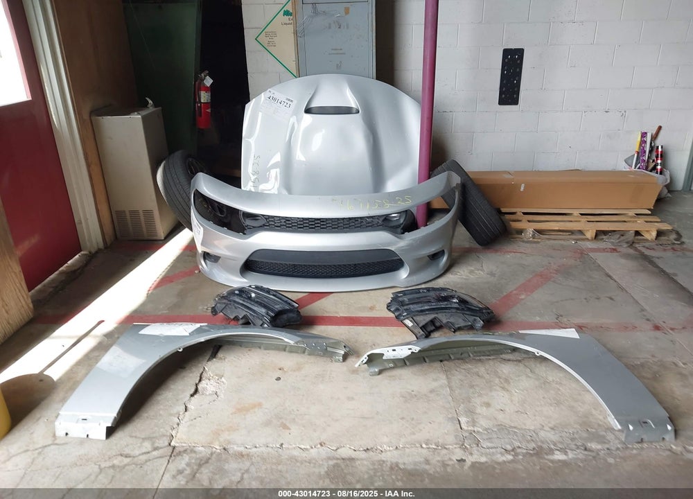 2019 DODGE CHARGER VIN: 2C3CDXCT0KH573080