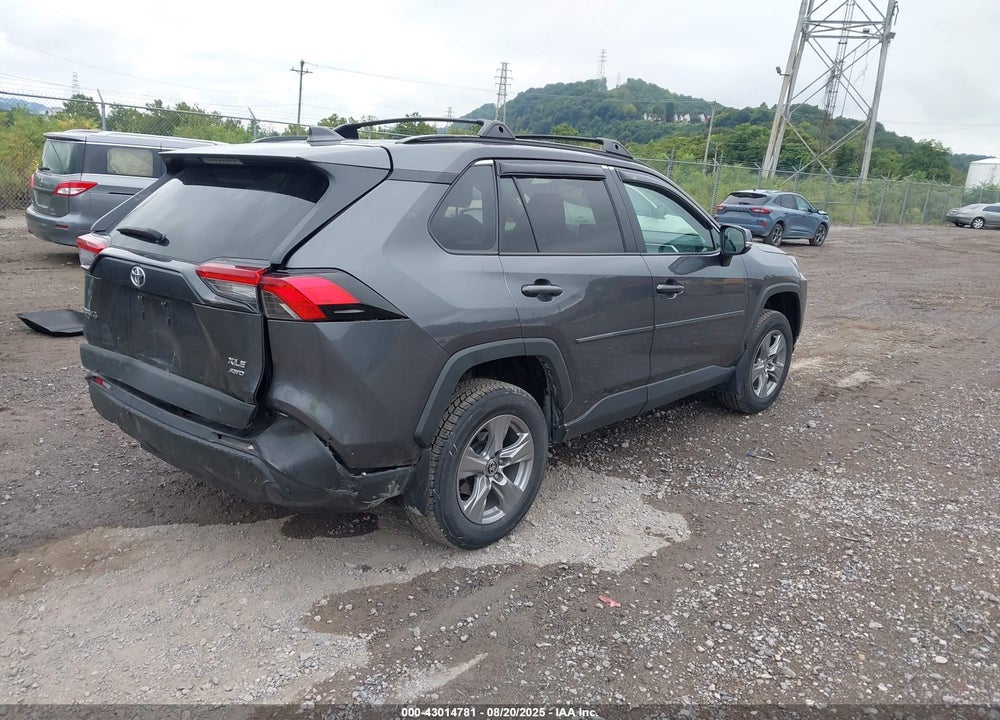 2022 TOYOTA RAV4 VIN: 2T3P1RFV1NC292622