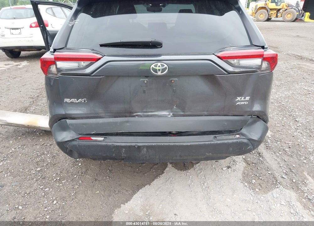 2022 TOYOTA RAV4 VIN: 2T3P1RFV1NC292622