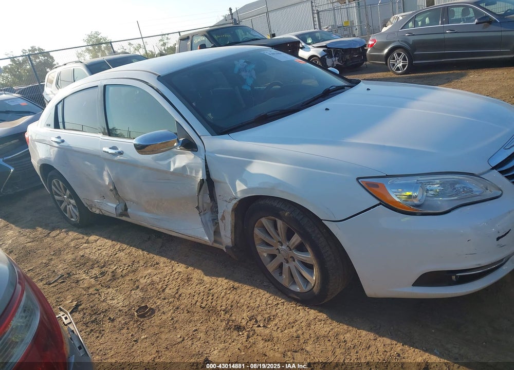 2013 CHRYSLER 200 VIN: 1C3CCBCG0DN744154