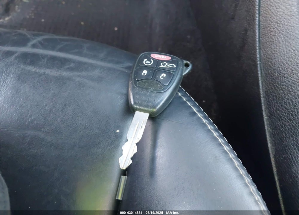 2013 CHRYSLER 200 VIN: 1C3CCBCG0DN744154