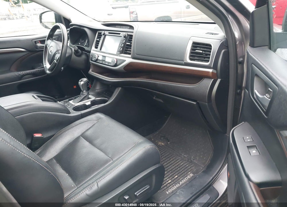 2015 TOYOTA HIGHLANDER VIN: 5TDYKRFH6FS046677