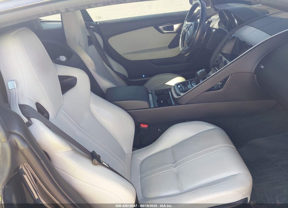 2015 JAGUAR F-TYPE VIN: SAJWA6AT0F8K20012