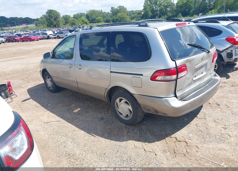 2001 TOYOTA SIENNA XLE VIN: 4T3ZF13C61U370965
