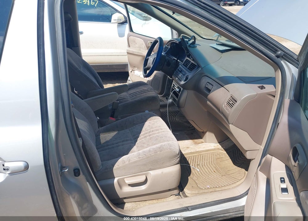 2001 TOYOTA SIENNA XLE VIN: 4T3ZF13C61U370965