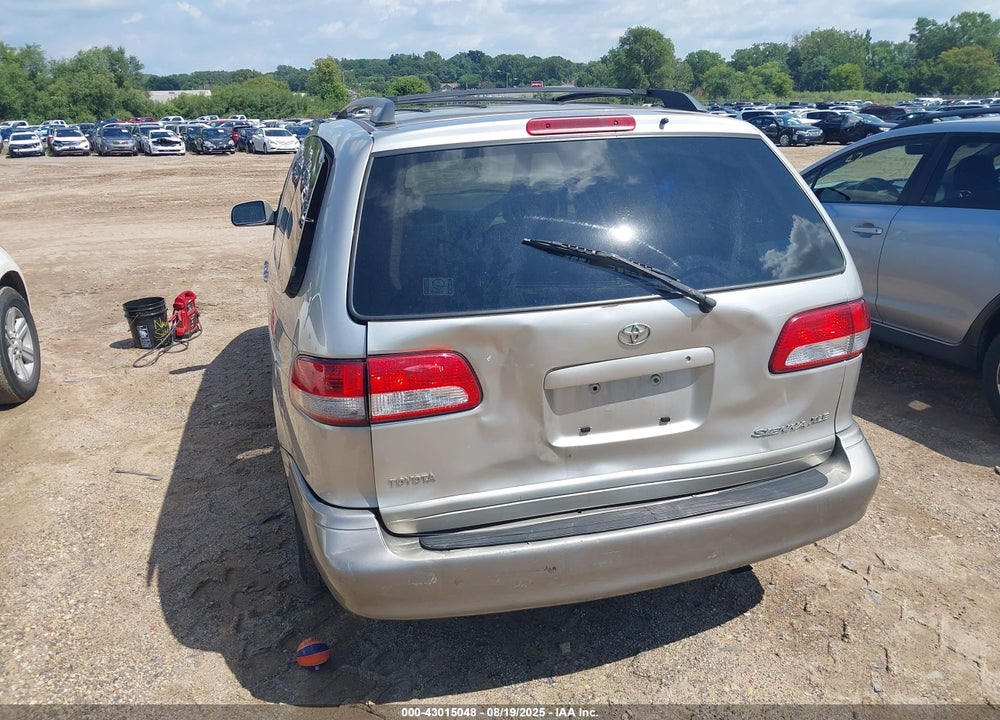 2001 TOYOTA SIENNA XLE VIN: 4T3ZF13C61U370965