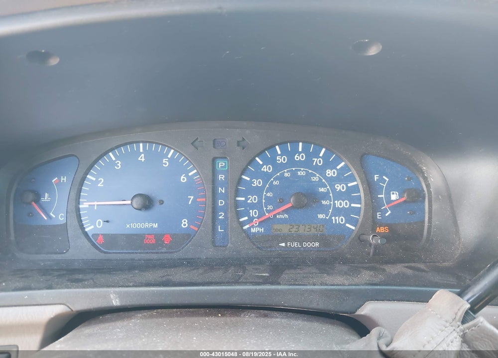 2001 TOYOTA SIENNA XLE VIN: 4T3ZF13C61U370965
