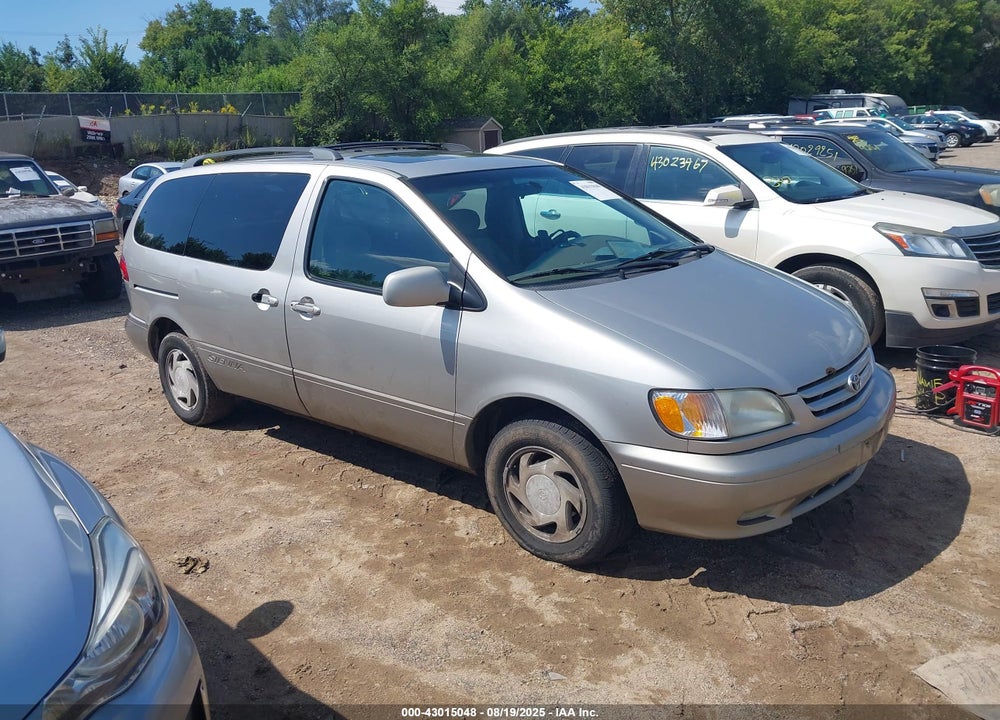 2001 TOYOTA SIENNA XLE VIN: 4T3ZF13C61U370965