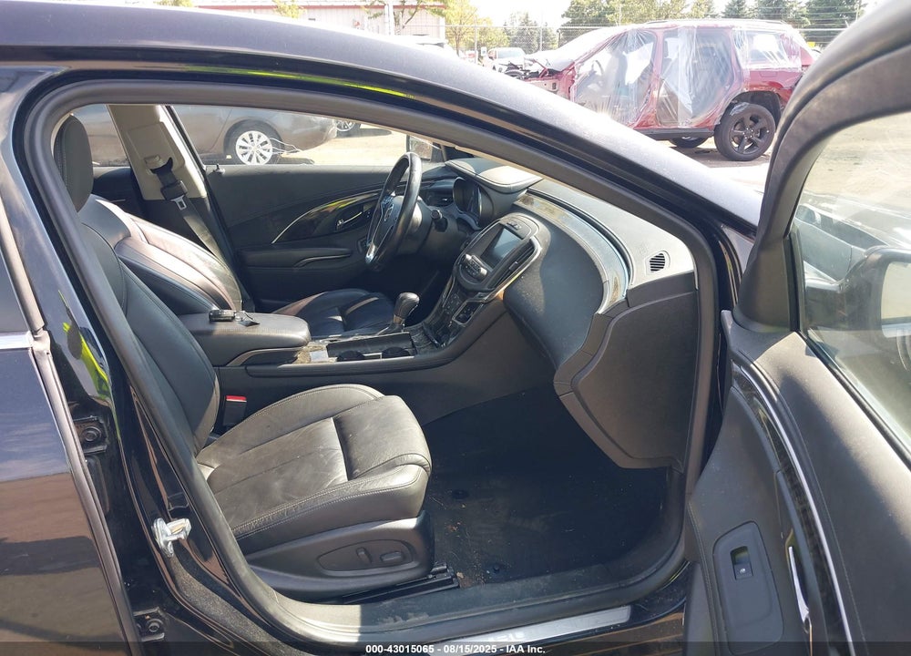 2015 BUICK LACROSSE VIN: 1G4GB5G35FF225392