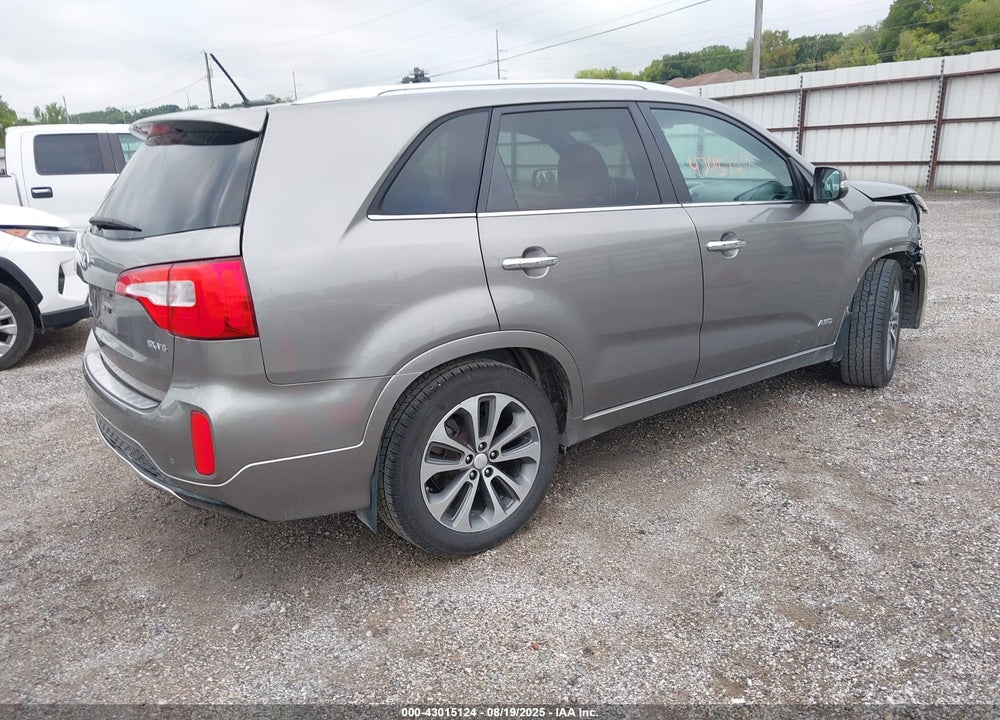 2015 KIA SORENTO SX V6 VIN: 5XYKWDA70FG636169