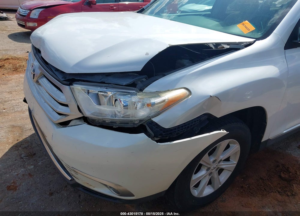 2012 TOYOTA HIGHLANDER VIN: 5TDBK3EH8CS130855
