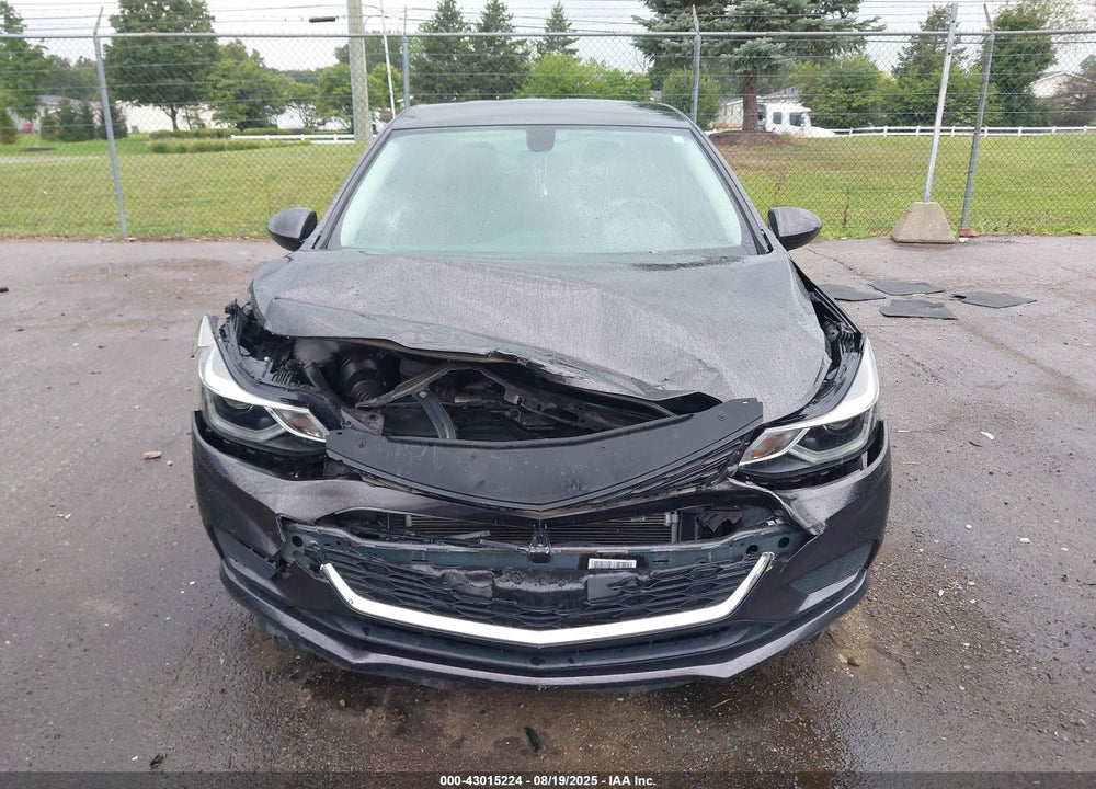 2017 CHEVROLET CRUZE VIN: 1G1BE5SM2H7161808