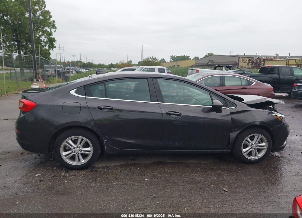 2017 CHEVROLET CRUZE VIN: 1G1BE5SM2H7161808