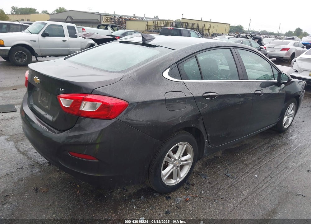 2017 CHEVROLET CRUZE VIN: 1G1BE5SM2H7161808