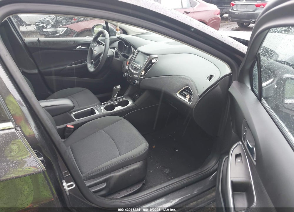 2017 CHEVROLET CRUZE VIN: 1G1BE5SM2H7161808