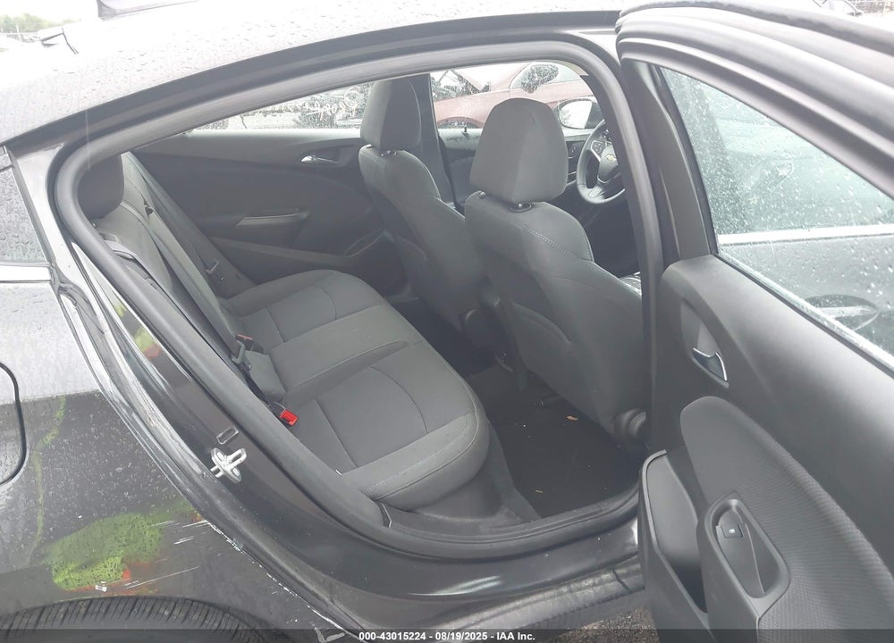 2017 CHEVROLET CRUZE VIN: 1G1BE5SM2H7161808