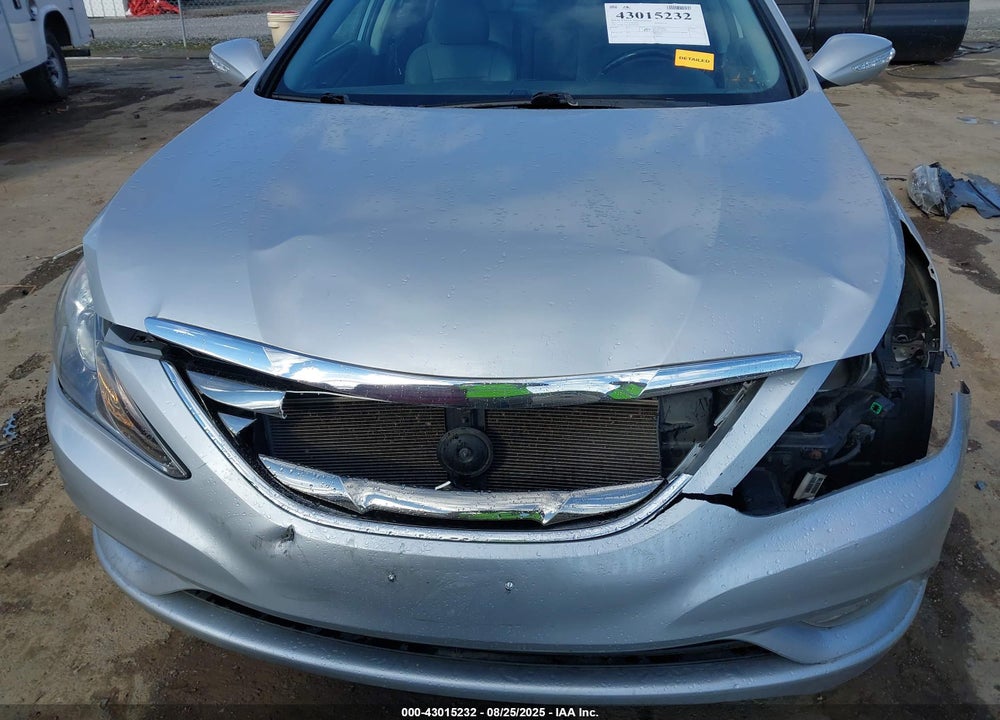 2011 HYUNDAI SONATA VIN: 5NPEC4AC7BH001262
