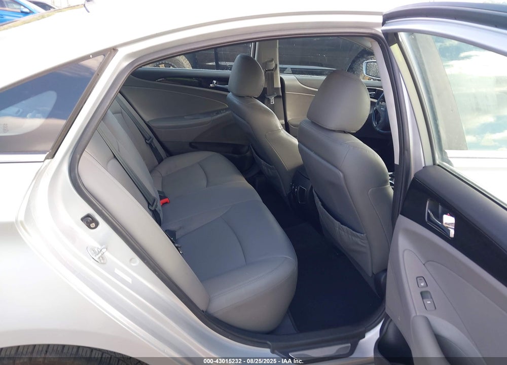 2011 HYUNDAI SONATA VIN: 5NPEC4AC7BH001262