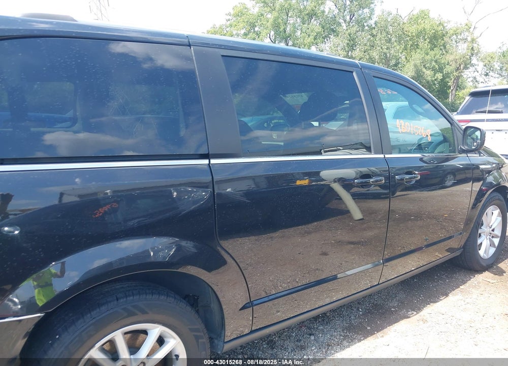 2018 DODGE GRAND CARAVAN SXT VIN: 2C4RDGCG4JR242035