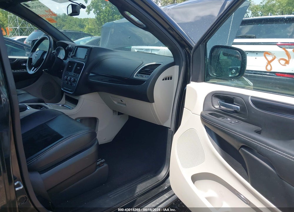 2018 DODGE GRAND CARAVAN SXT VIN: 2C4RDGCG4JR242035