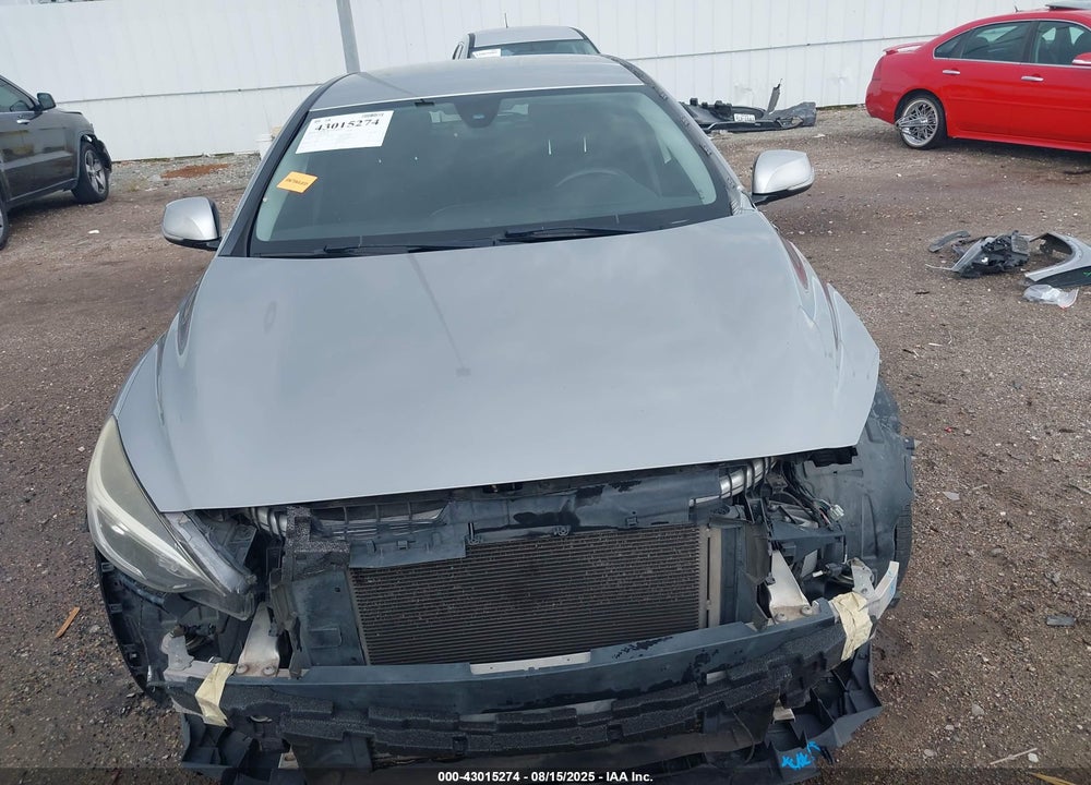 2017 INFINITI QX30 VIN: SJKCH5CP9HA034310
