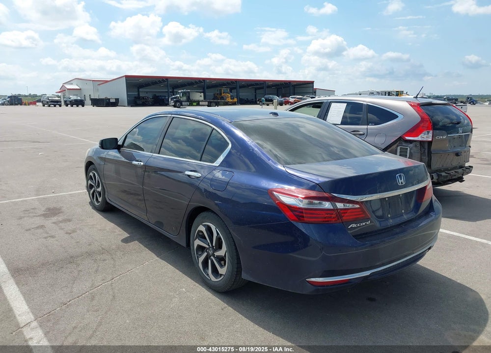 2017 HONDA ACCORD VIN: 1HGCR2F90HA242489