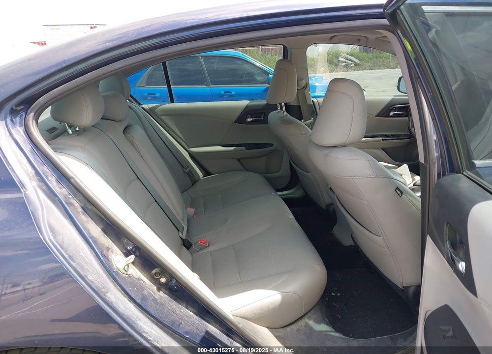 2017 HONDA ACCORD VIN: 1HGCR2F90HA242489