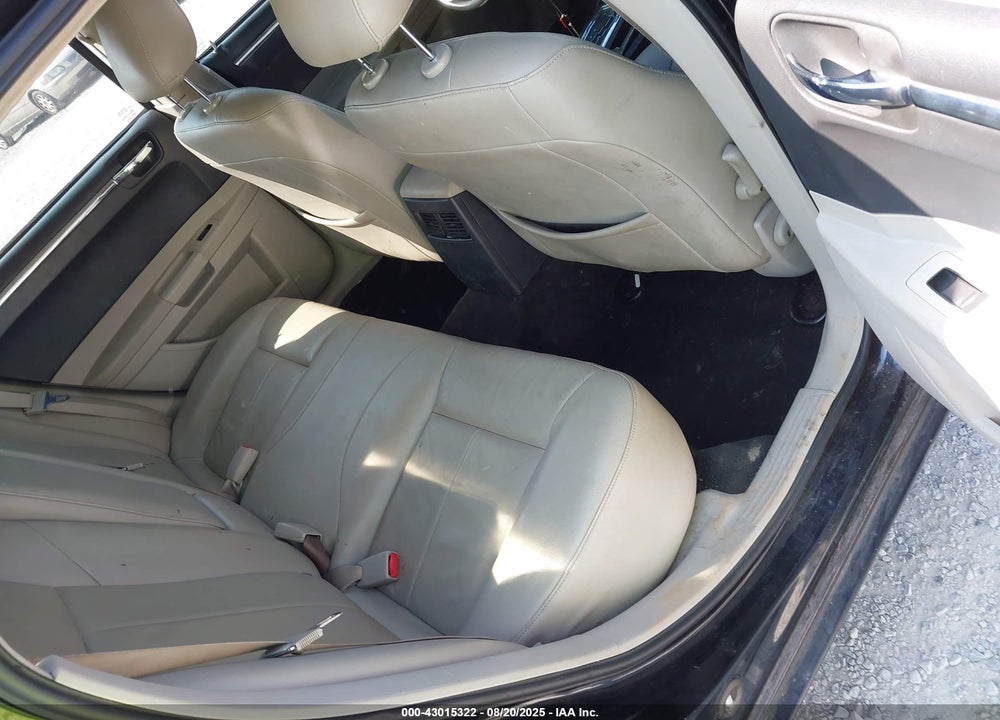 2007 CHRYSLER 300 TOURING VIN: 2C3KA53G77H883312