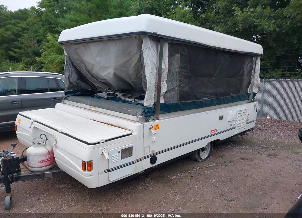 2001 COLEMAN OTHER VIN: 4CP694H1617204543