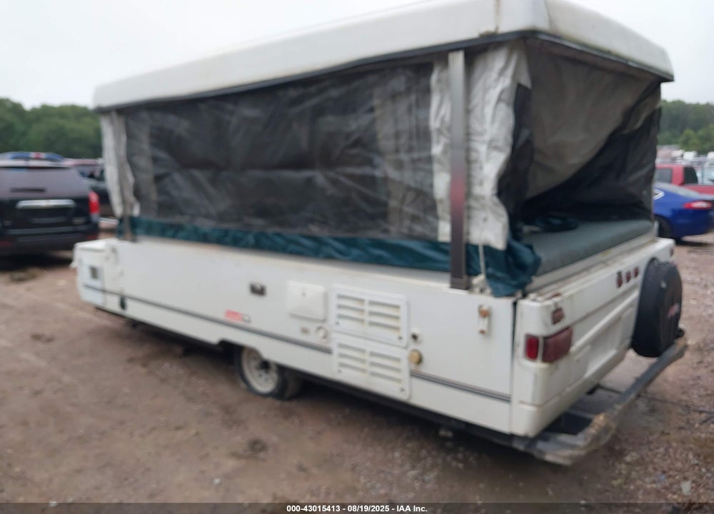 2001 COLEMAN OTHER VIN: 4CP694H1617204543