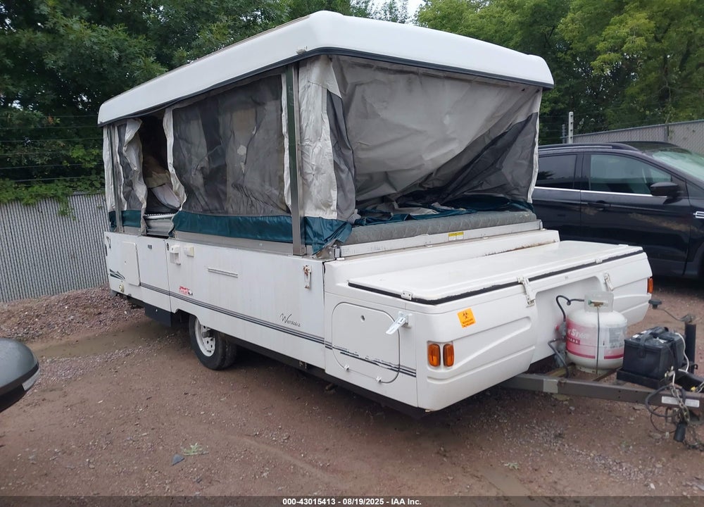 2001 COLEMAN OTHER VIN: 4CP694H1617204543