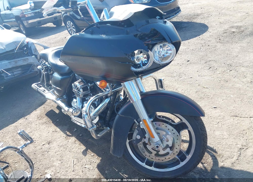 2013 HARLEY-DAVIDSON FLTRX ROAD GLIDE CUSTOM VIN: 1HD1KHM19DB662250