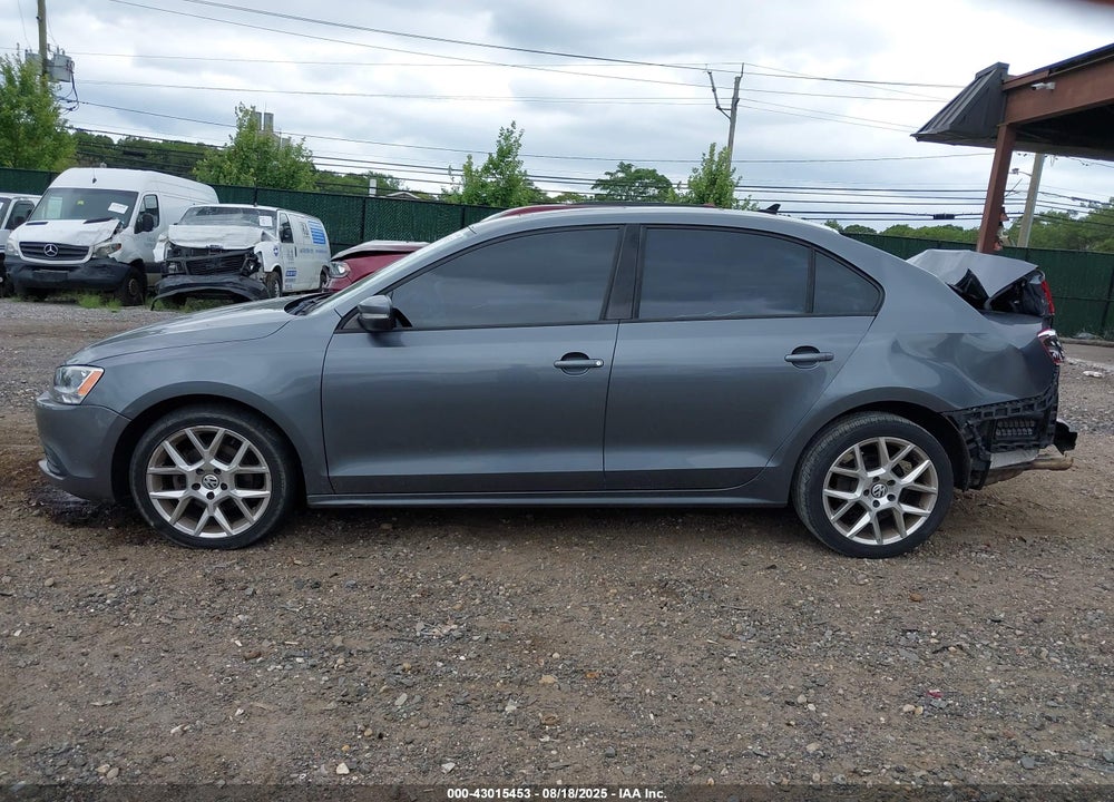 2011 VOLKSWAGEN JETTA VIN: 3VWLL7AJ3BM081724