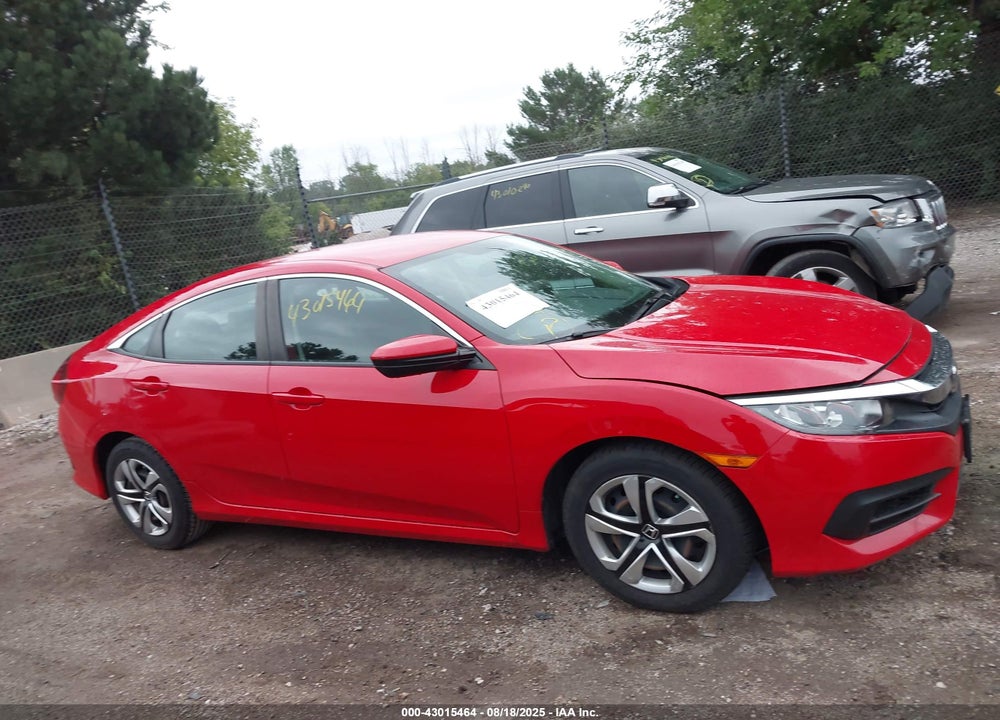 2018 HONDA CIVIC LX VIN: 2HGFC2F58JH517593