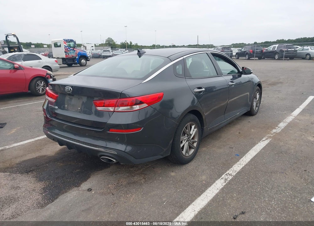2019 KIA OPTIMA LX VIN: 5XXGT4L33KG303388