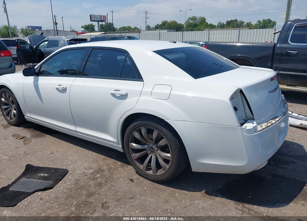 2014 CHRYSLER 300 VIN: 2C3CCABT3EH276200