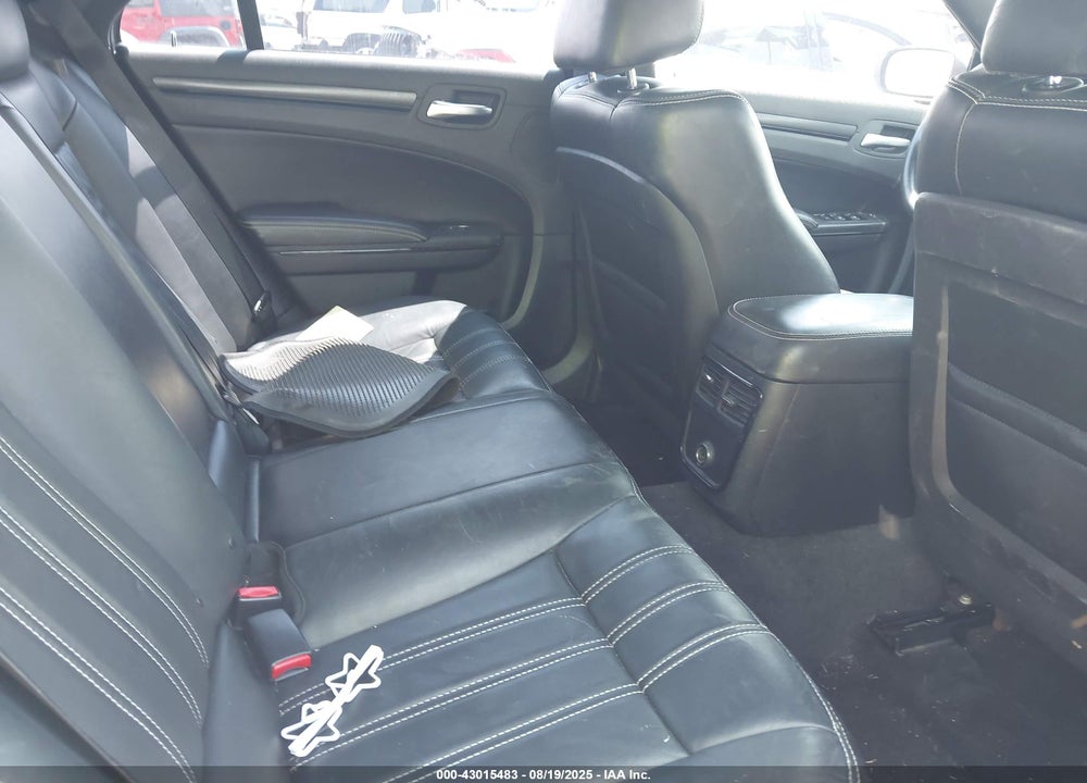 2014 CHRYSLER 300 VIN: 2C3CCABT3EH276200