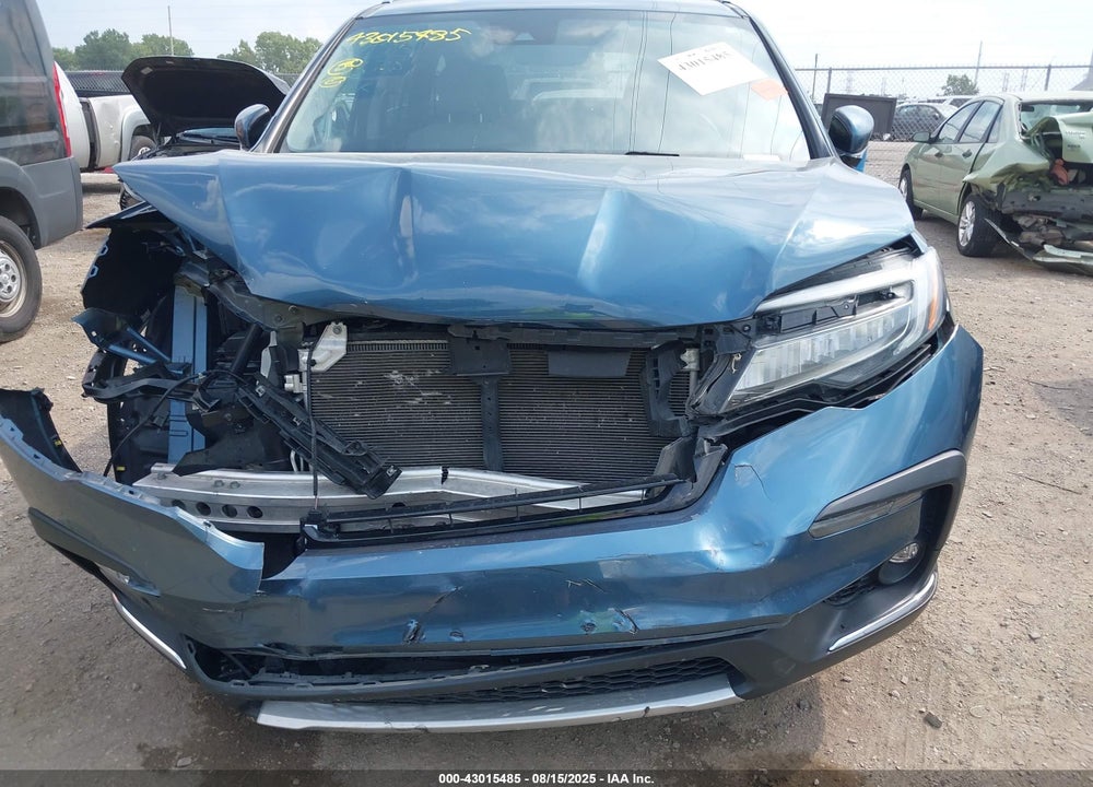 2021 HONDA PILOT AWD TOURING 8 PASSENGER VIN: 5FNYF6H95MB000378