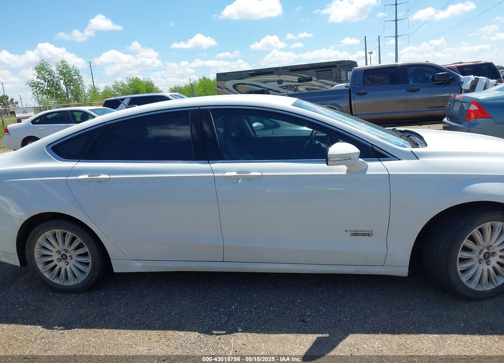 2014 FORD FUSION VIN: 3FA6P0PU3ER226528