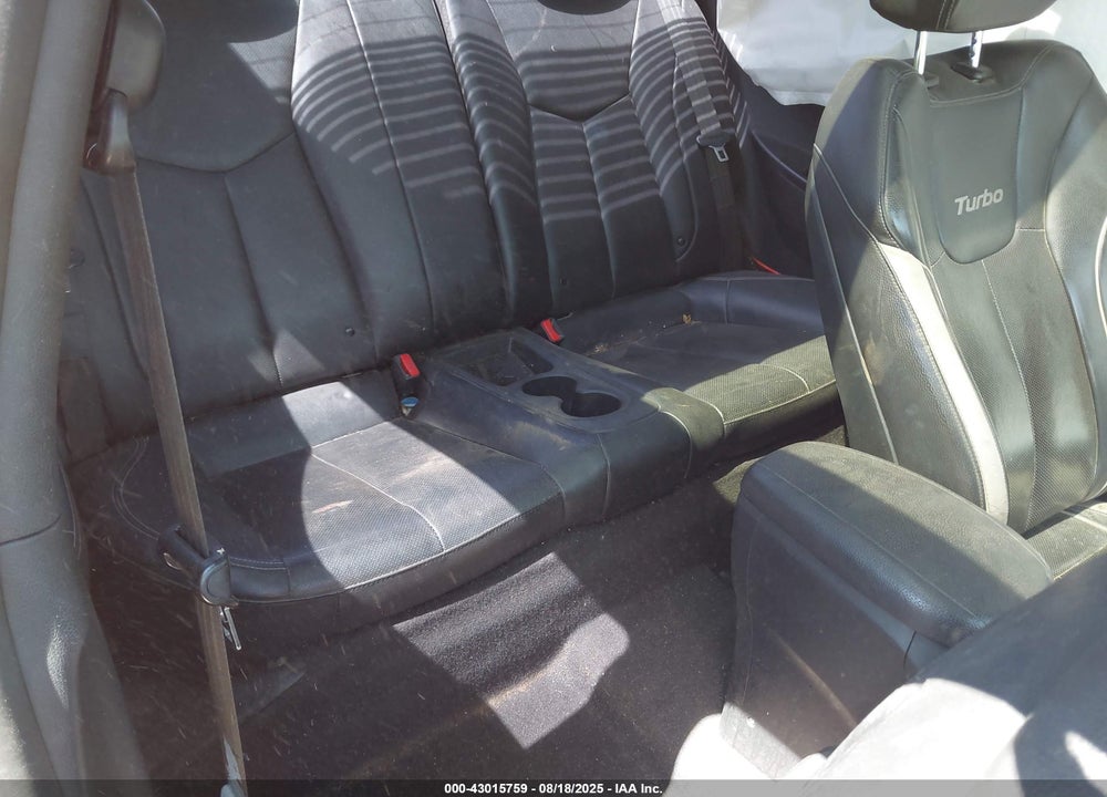 2015 HYUNDAI VELOSTER VIN: KMHTC6AE7FU228107