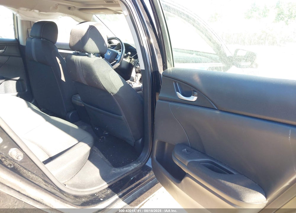 2019 HONDA CIVIC VIN: 19XFC1F32KE215494