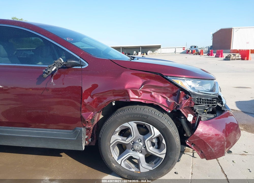 2018 HONDA CR-V VIN: 7FARW1H83JE024984