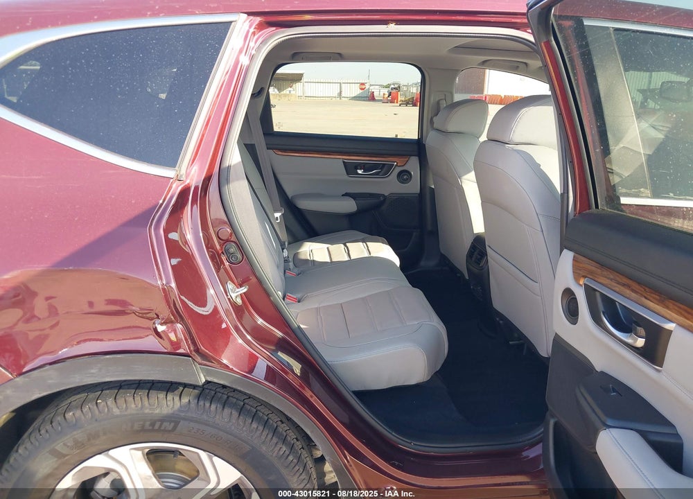2018 HONDA CR-V VIN: 7FARW1H83JE024984